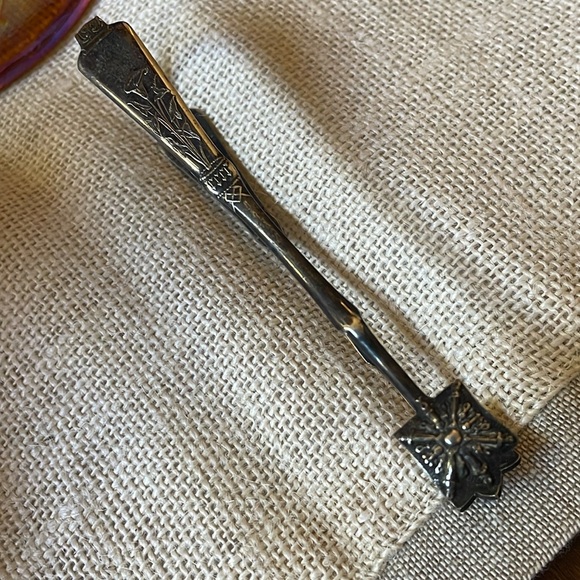 Antique Art Nouveau Calla Lilly pattern Sugar tongs silver plate - Picture 5 of 9